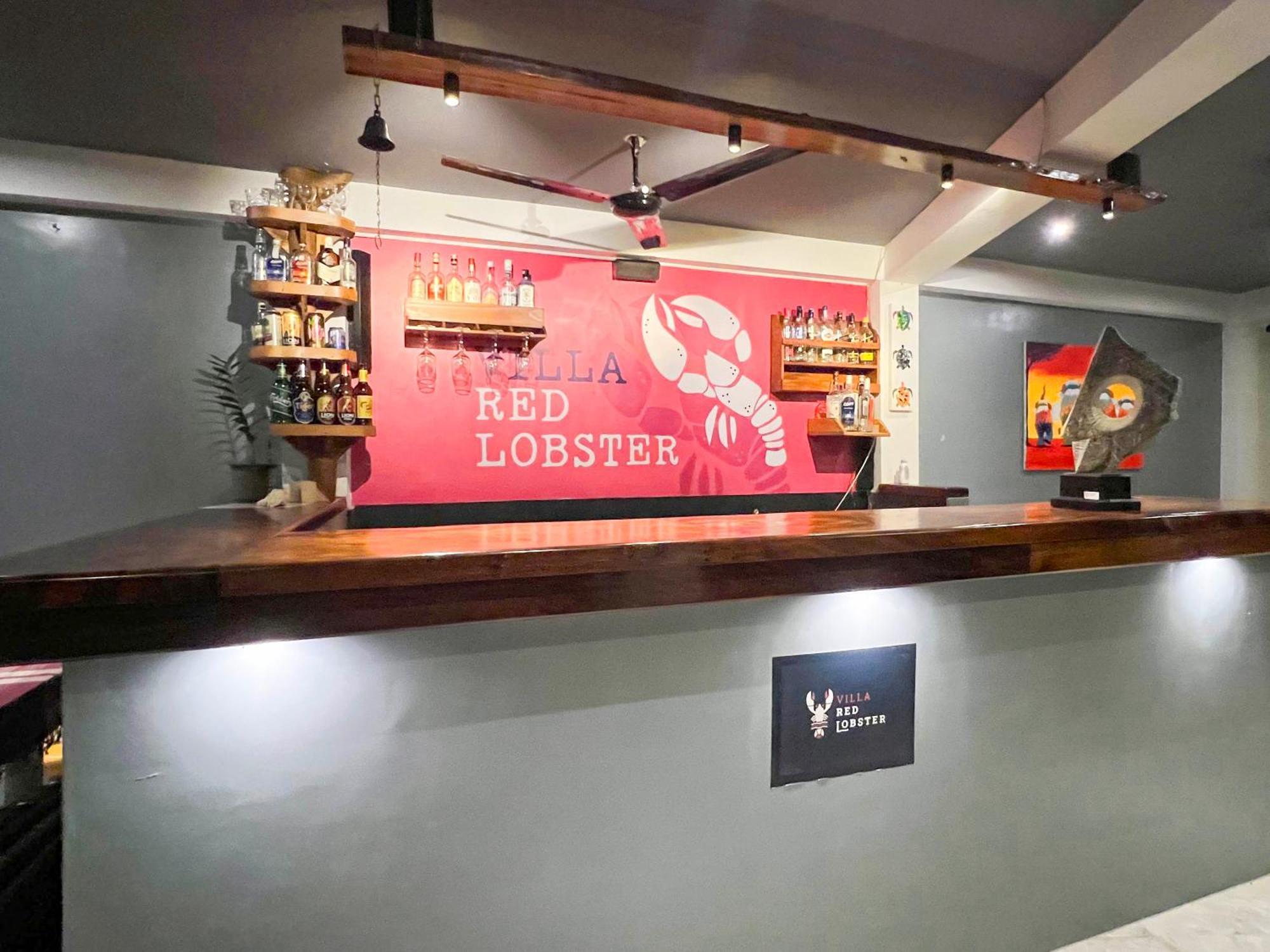 Villa Red Lobster Hikkaduwa Bagian luar foto