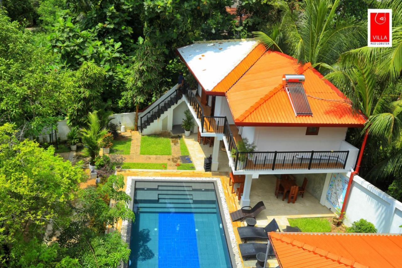 Villa Red Lobster Hikkaduwa Bagian luar foto